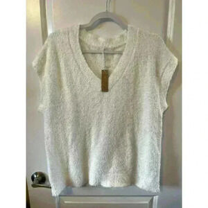 NWT REVOLVE Hello Nite Sweater Marshmallow White Size M Short sleeve Oversized